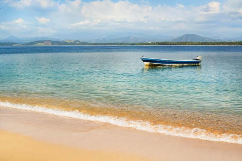 ホテル Coral Ixtapa イスタパ エクステリア 写真