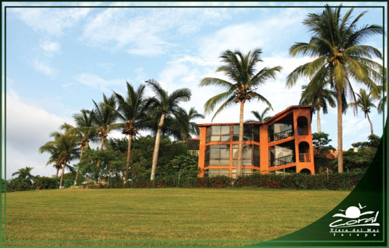 ホテル Coral Ixtapa イスタパ エクステリア 写真